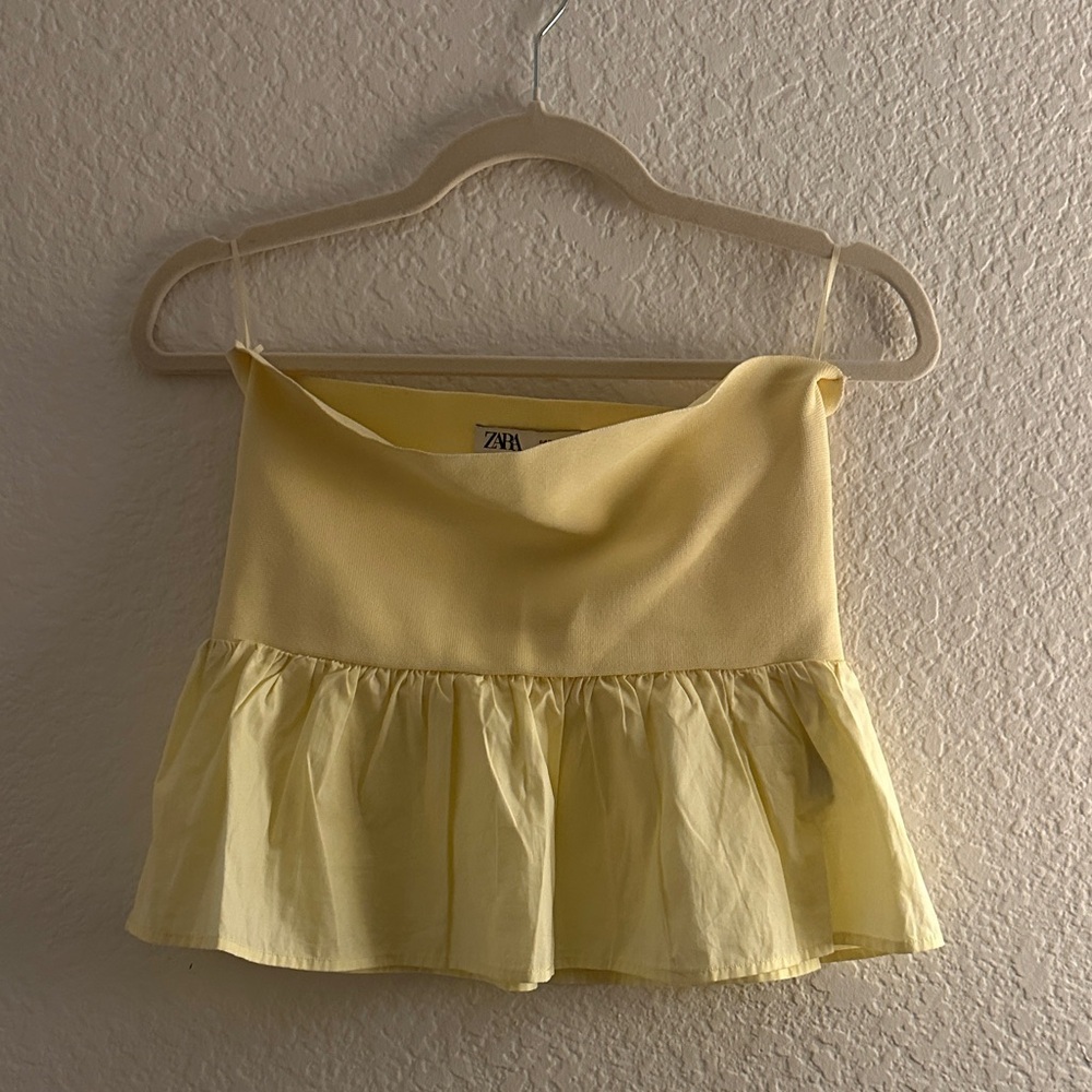 Zara Light Yellow Ruffled Mini Skirt